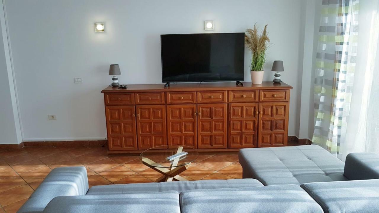 Amplio Y Tranquilo Con Vistas Apartamento